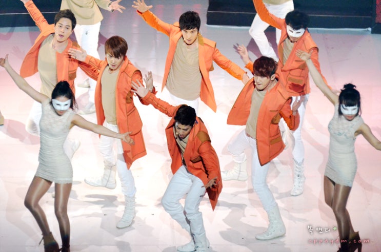 [10.4.12][FanPics] Shinhwa @ KBS1 Open Concert Recording Shinhwa