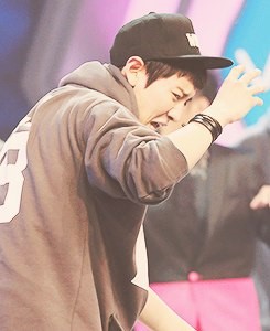 tumblr_mo28oonHzY1s28t6uo3_250.jpg?type=