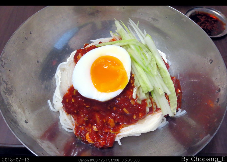 국수랑지짐이랑 이미지