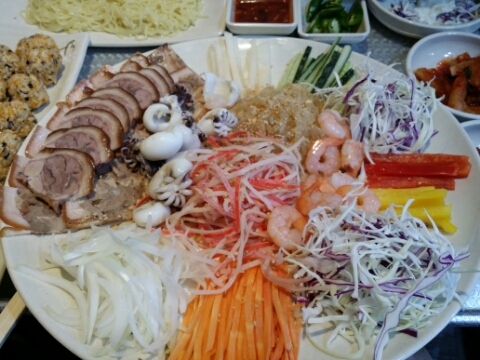 세가족족발 이미지